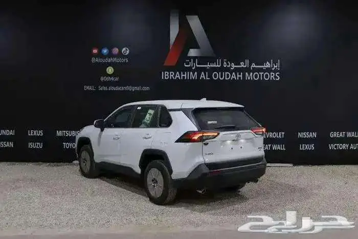 تويوتا راف فور LE دبل بنزين 2025 - 1