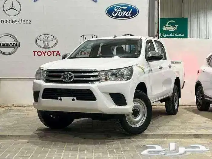 هايلوكس DLX سلق غمارتين م2.4 دبل ديزل تماتيك بريمي 2025 4