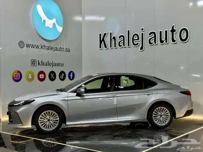 تويوتا كامري E PLUS هايبرد 2025 كاش واقساط 1