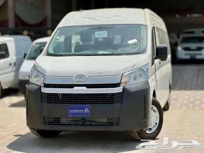 تويوتا هايس 13 راكب - ديزل -قير عادي وتماتيك -2026 1