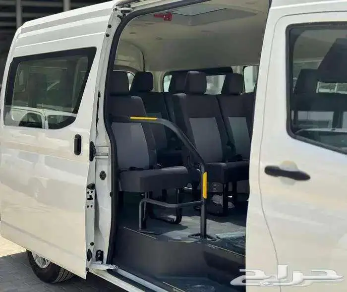 تويوتا هايس 13 راكب - ديزل -قير عادي وتماتيك -2026 12