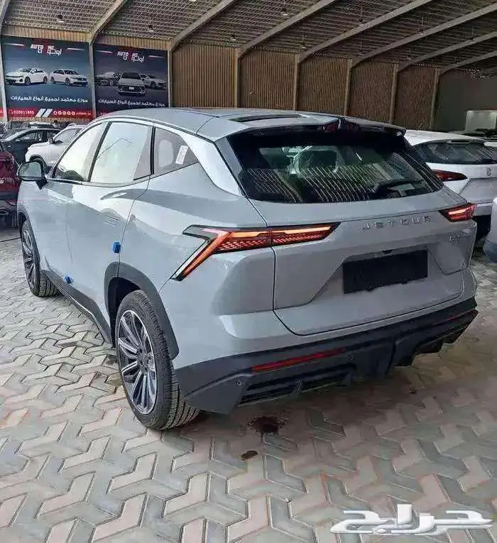 جيتور داشنج لاكجري موديل 24-25 كاش واقساط 4