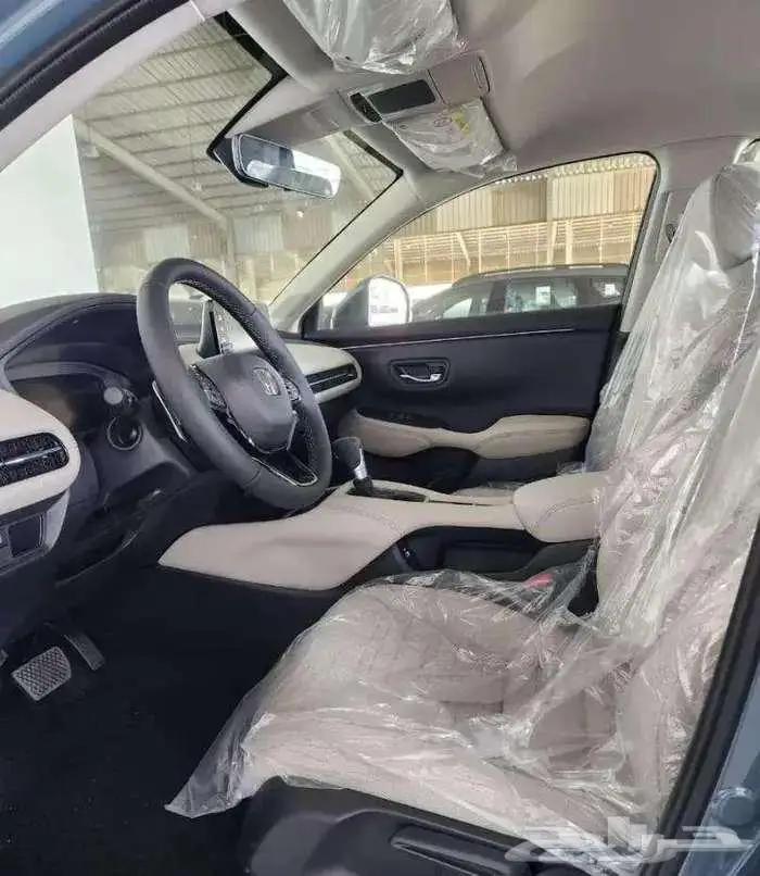 هوندا ZRV - LX 2024 عرض خاص للكاش والاقساط 4