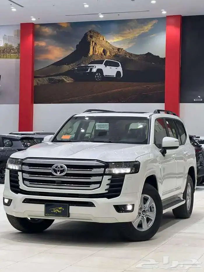 لاندكروزر L2 GXR بنزين 2025 اصفار سعودي كاش وتقيسط 1