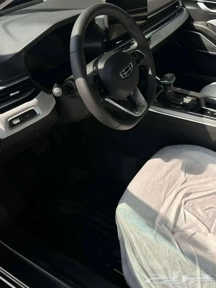 جيلي بريفيس نص فل بسعر حصري وعرض الصيانة المجانية 0