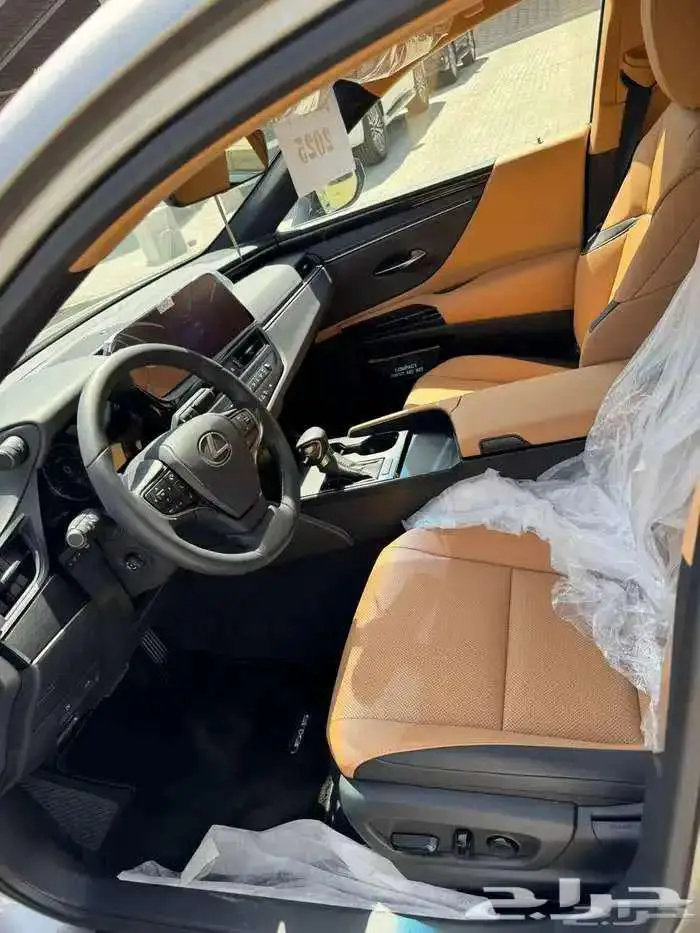 لكزس ES 250 AA بريمي 2025 كاش واقساط 8