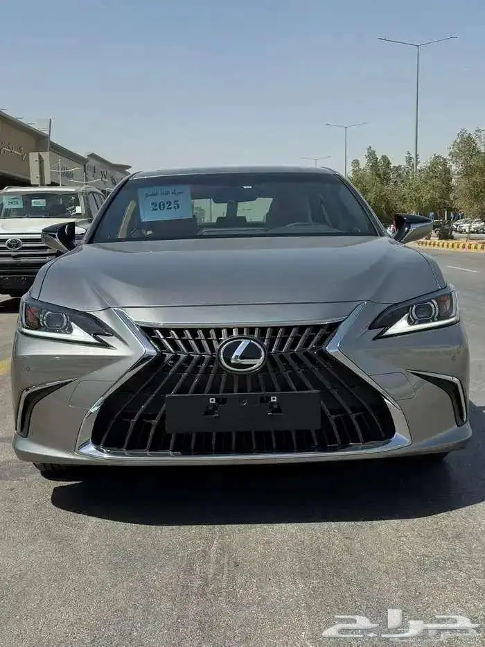 لكزس ES 250 AA بريمي 2025 كاش واقساط 0