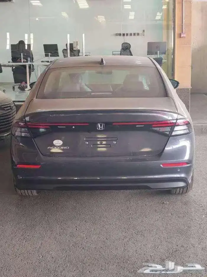 هوندا أكورد EX نص فل 2025 متوفر لدى الحسن 2