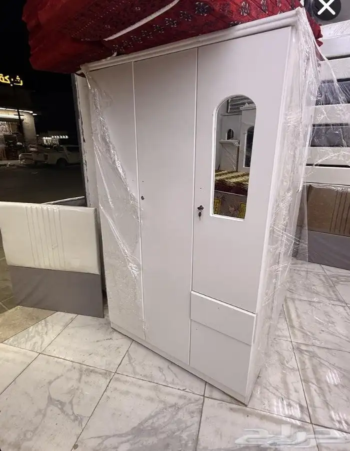 اسره ومراتب وبطانيات دولايب 5