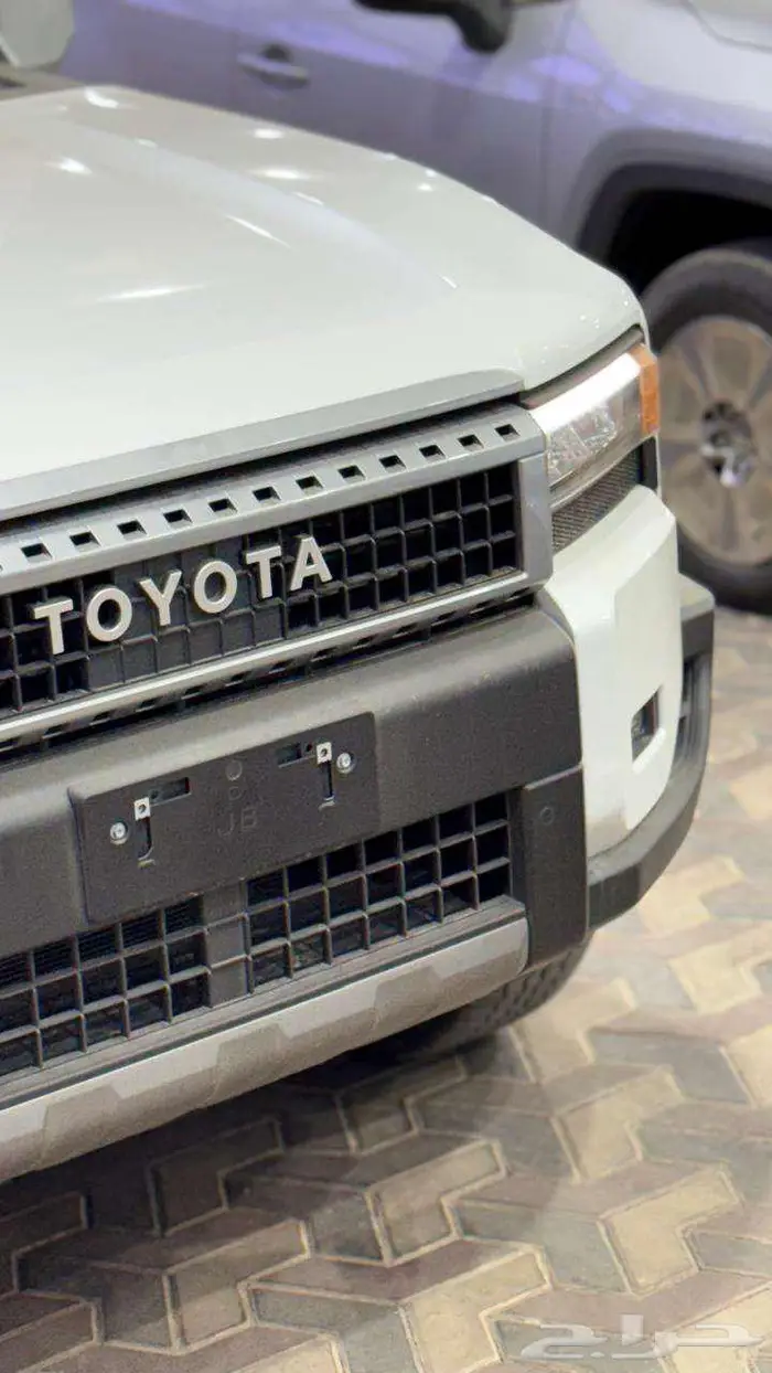 برادو TXL2 بنزين 2025 4