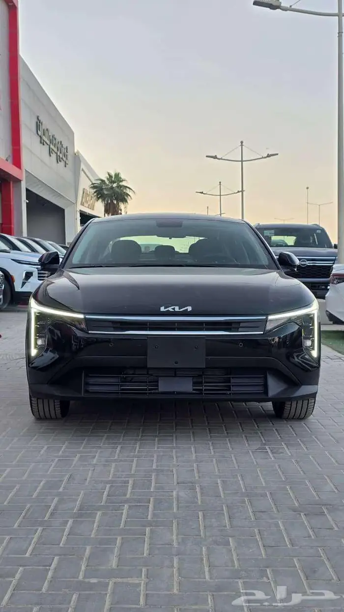 كيا K4 GLS اسود 0
