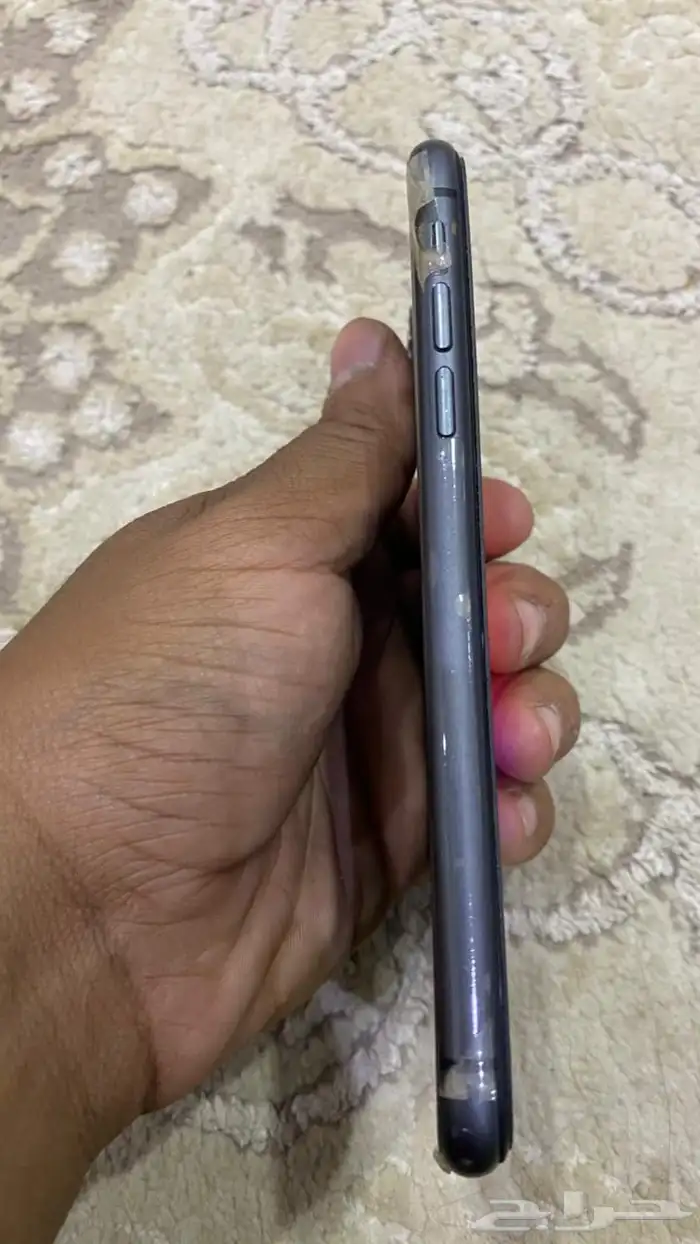 جوال آيفون 11مغيره شاشه عليه ظمآن 6اشهور ومركب له بكج كامل 3