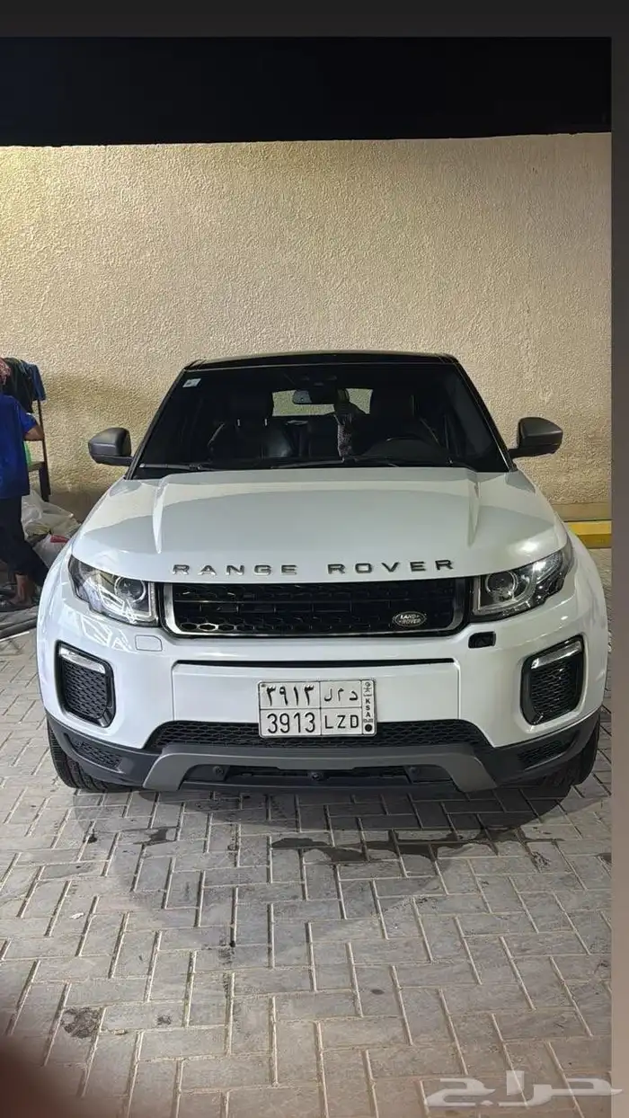 رنج روفر ايفوك لون ابيض نظيف جدآ بدي متحركات شرط 2