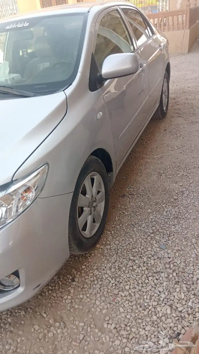 للبيع تويوتا كورولا 2009 2