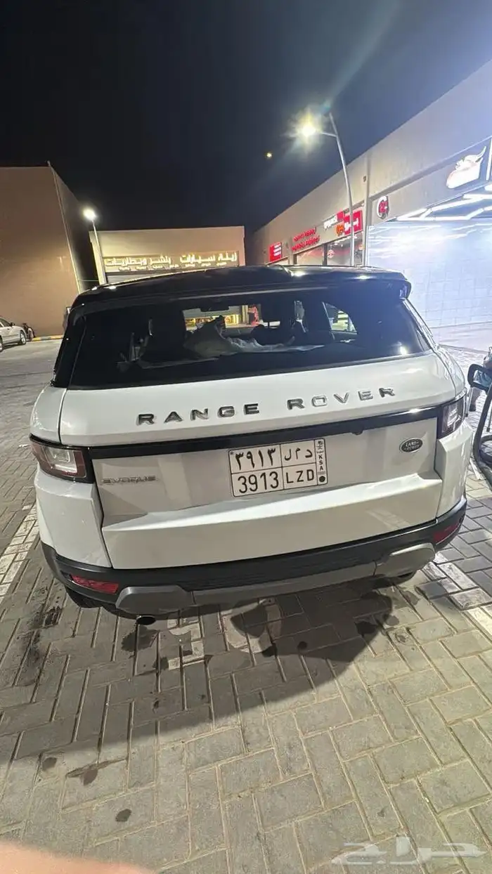 رنج روفر ايفوك لون ابيض نظيف جدآ بدي متحركات شرط 1