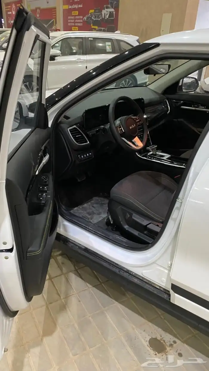 كيا سيلتوس2025ستاندر مطور(بنزين)1.5L 8