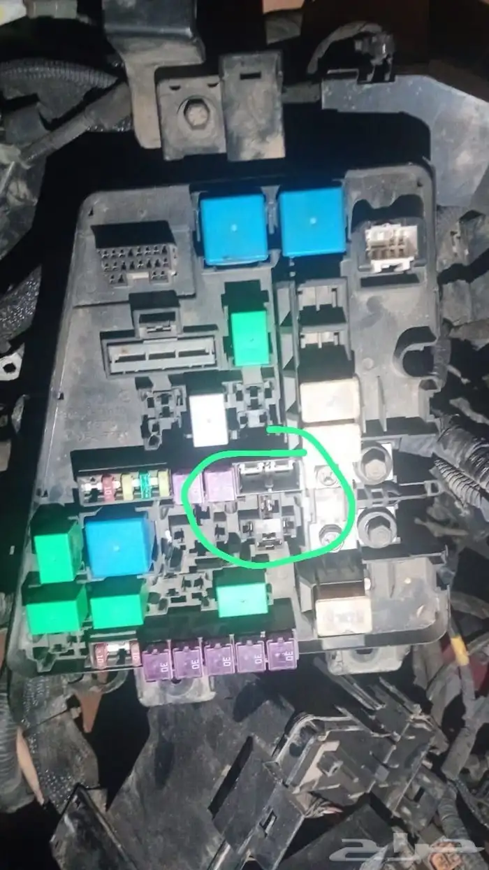 للبيع قطع جنسس 2008-2014 27