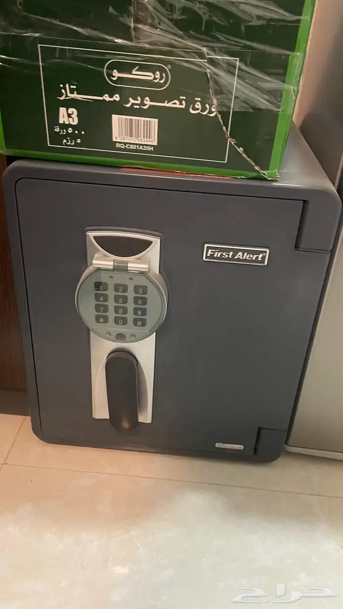 مكاتب وملحقاتها للبيع 5