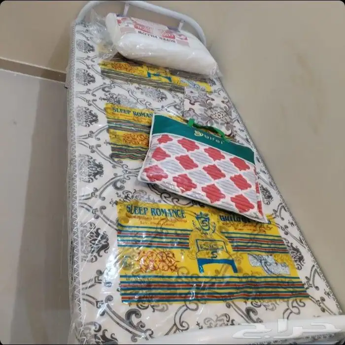 اسره ومراتب وبطانيات دولايب 1