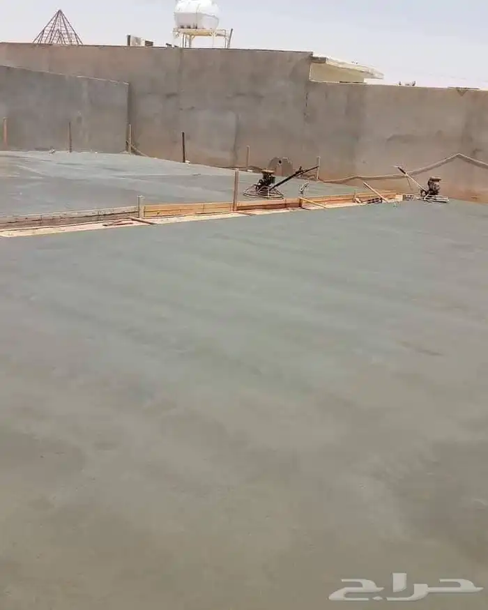 I am a Pakistani worker specializing in interlock paving at 13