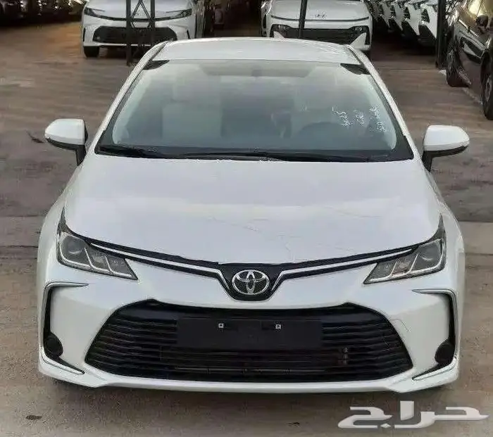 كورولا 1.5 مطور جنوط أبيض بنزين 2025 اقل سعر كاش واقساط 0