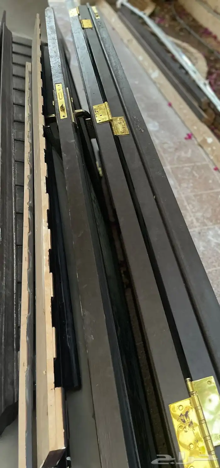 للبيع باب فاصل 4 متر 2