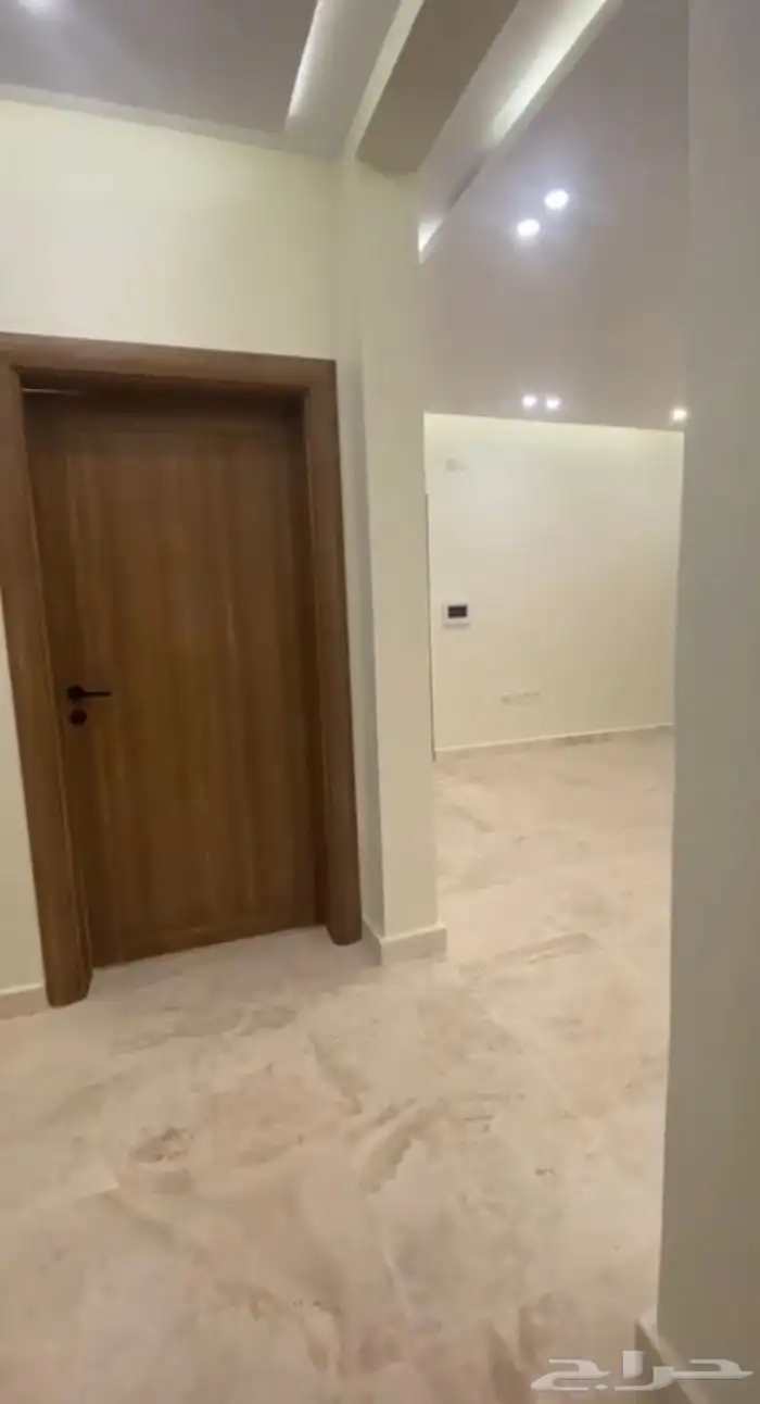 شقه للايجار حي النهضه 16