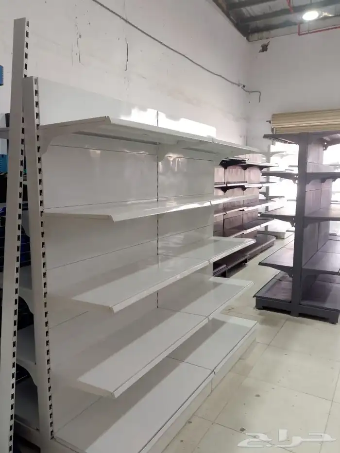 رفوف ارفف تخزين مستودعات 1