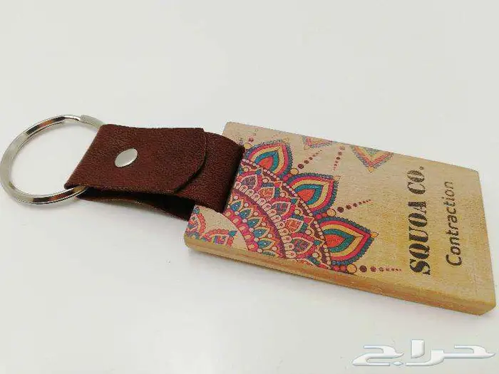 تصميم وتفصيل ميداليات بروشات استاندات تعليقات وهدايا فخمة 19