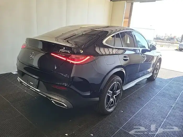 جيب GLC300 كوب 2024 بسعر 255 ألف واصل للبيت 3