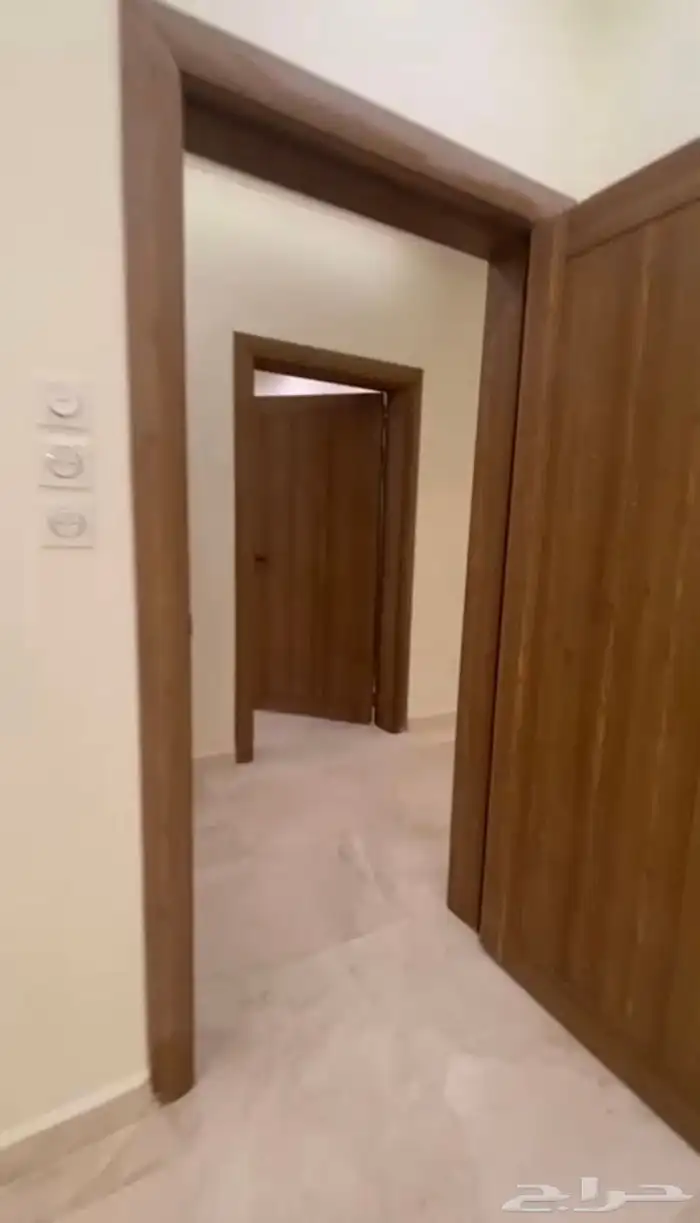 شقه للايجار حي النهضه 6