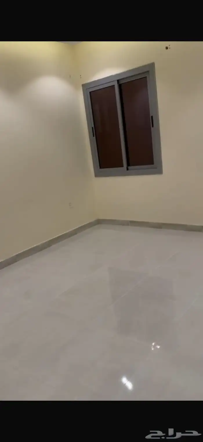 شقة لإيجار خمس غرف حي الحمدانية 5