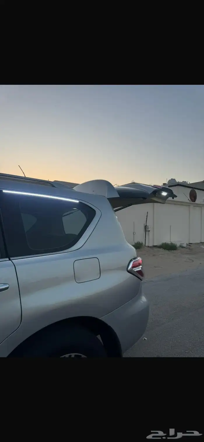 نيسان بلاتينيوم 2010 5
