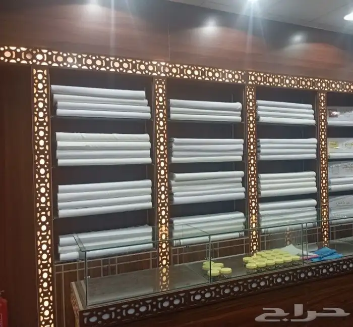 محل خياطة رجالية جاهز بكل أدواته للتقبيل 1