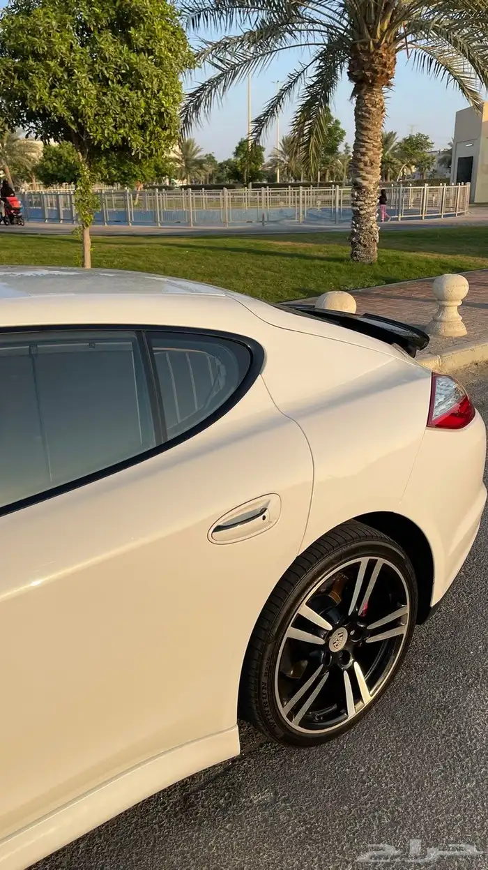 بورش باناميرا GTS 2013 10