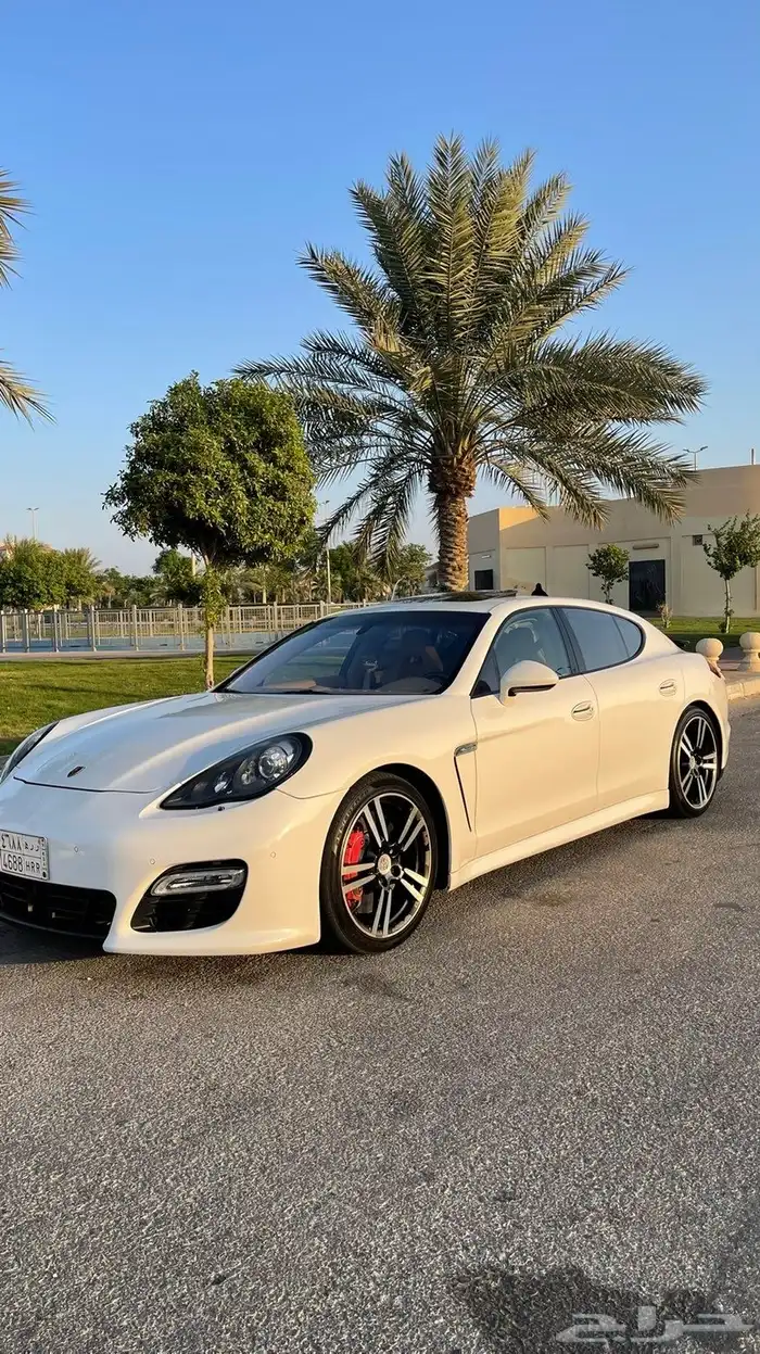 بورش باناميرا GTS 2013 9