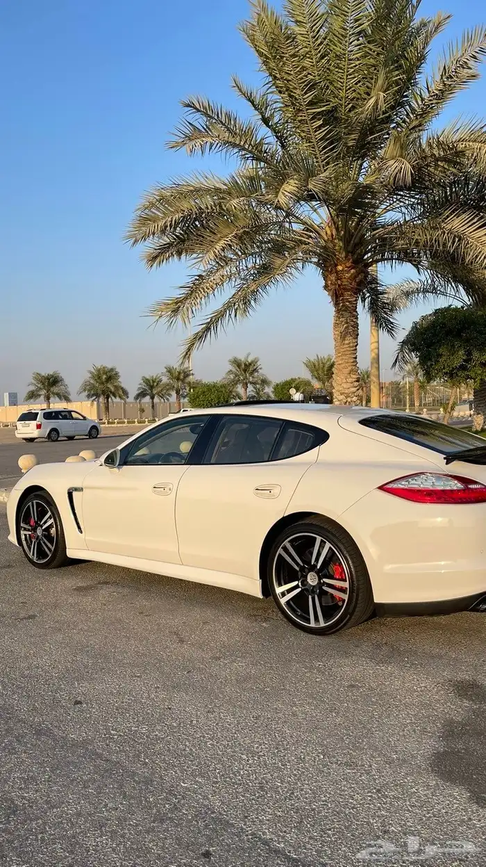 بورش باناميرا GTS 2013 2