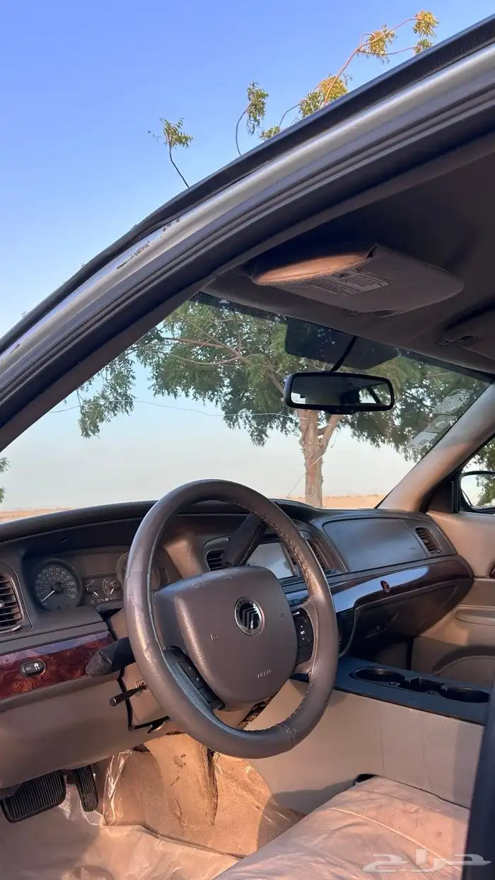 فورد جراند ماركيز 2010 5