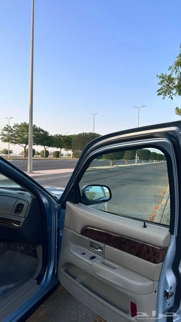 فورد جراند ماركيز 2010 3