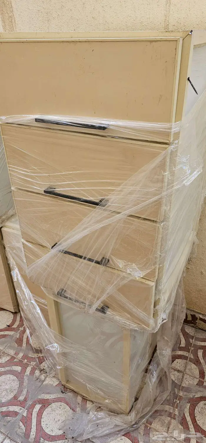 مطبخ تفصيل كامل للبيع مع المجلى 4متر ونص 1
