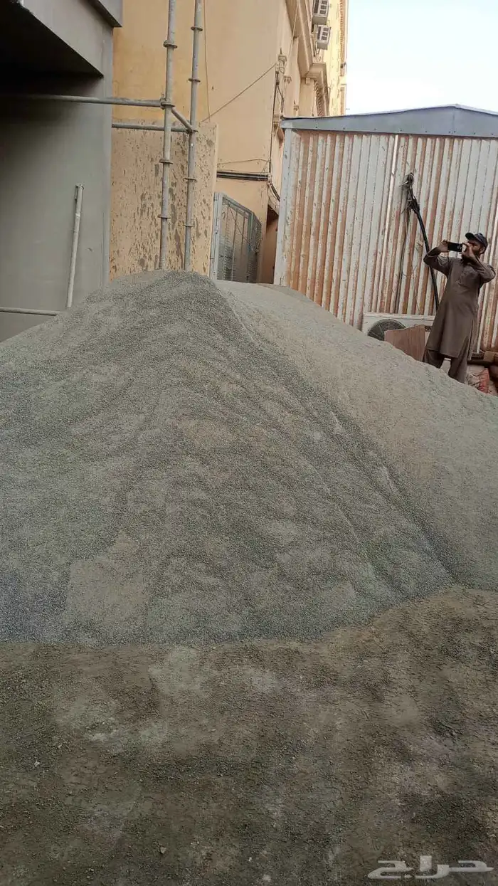 توريد رمل احمر بطحه دفان سبيس 7