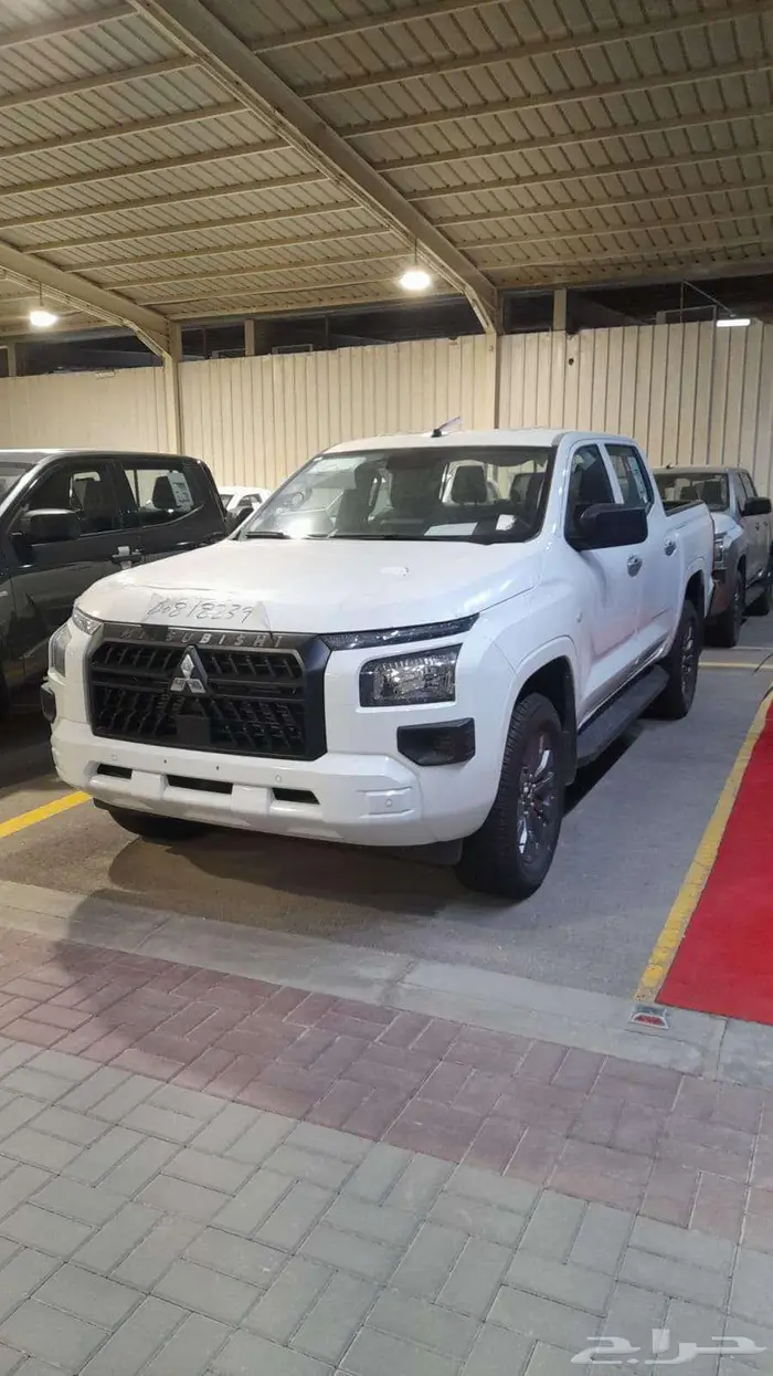 عرض خاص ميتسوبيشي L200 غمارتين دبل نص فل بنوك وشركات 9
