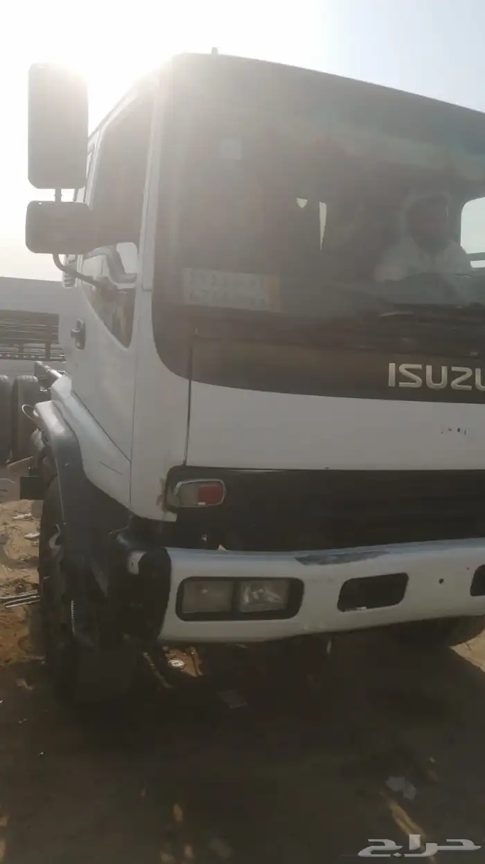 لوري ايسوزو 2008 FVR 3