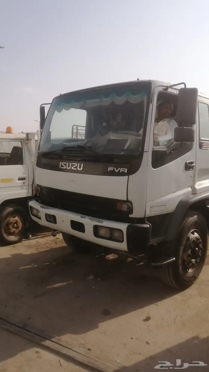 لوري ايسوزو 2008 FVR 2