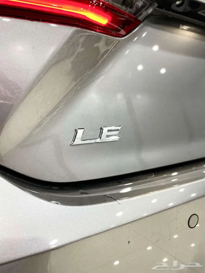 تويوتا كامري LE بنزين سعودي 2025 ( ابيض - تيتانيوم ) 10
