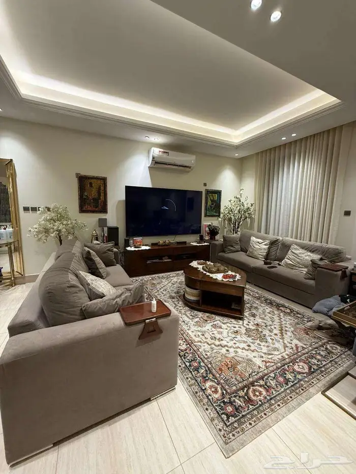 شقة للبيع في حي حطين بموقع مميز 4