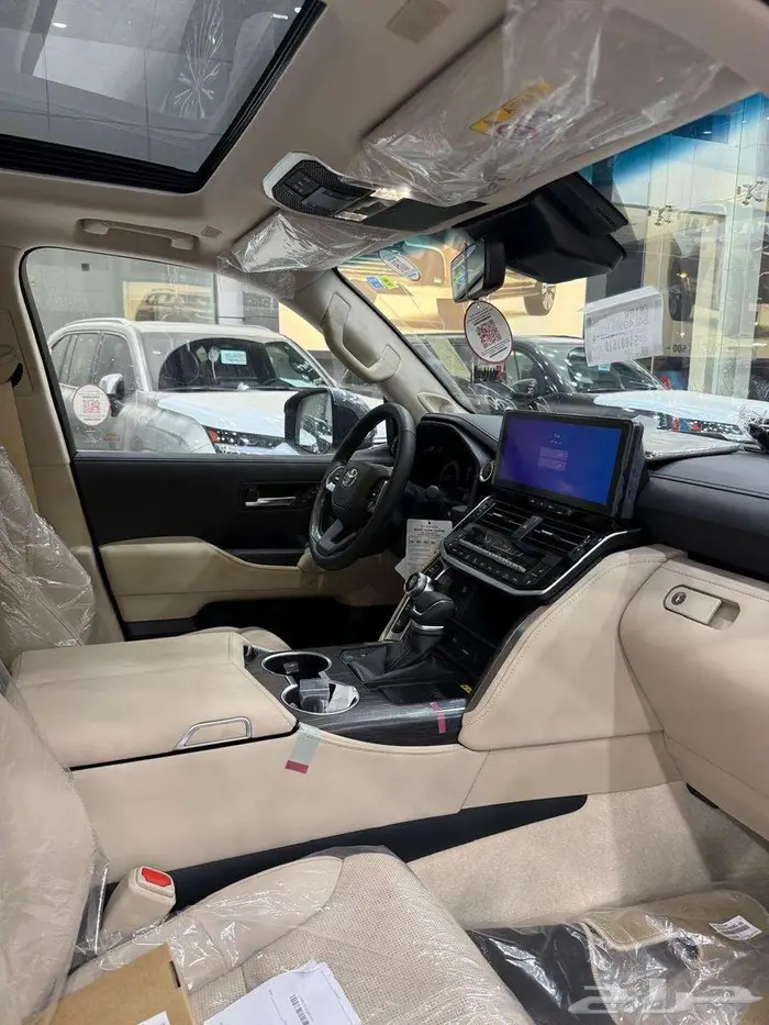 تويوتا لاندكروزر VXR هايبرد سعودي 2025 19