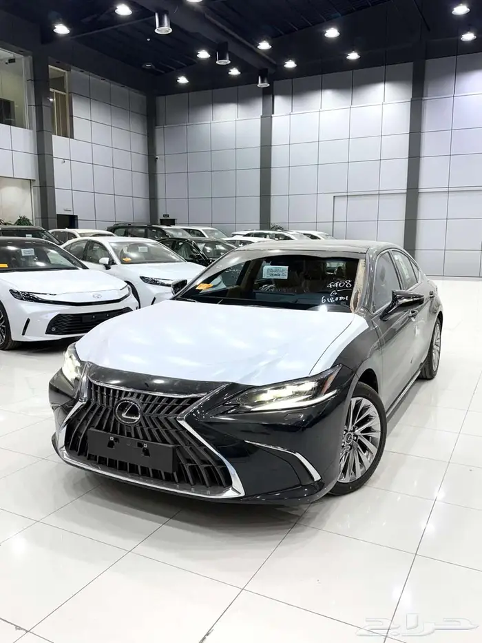 لكزس ES 350 CC نص فل سعودي 2025 جميع الالوان 2