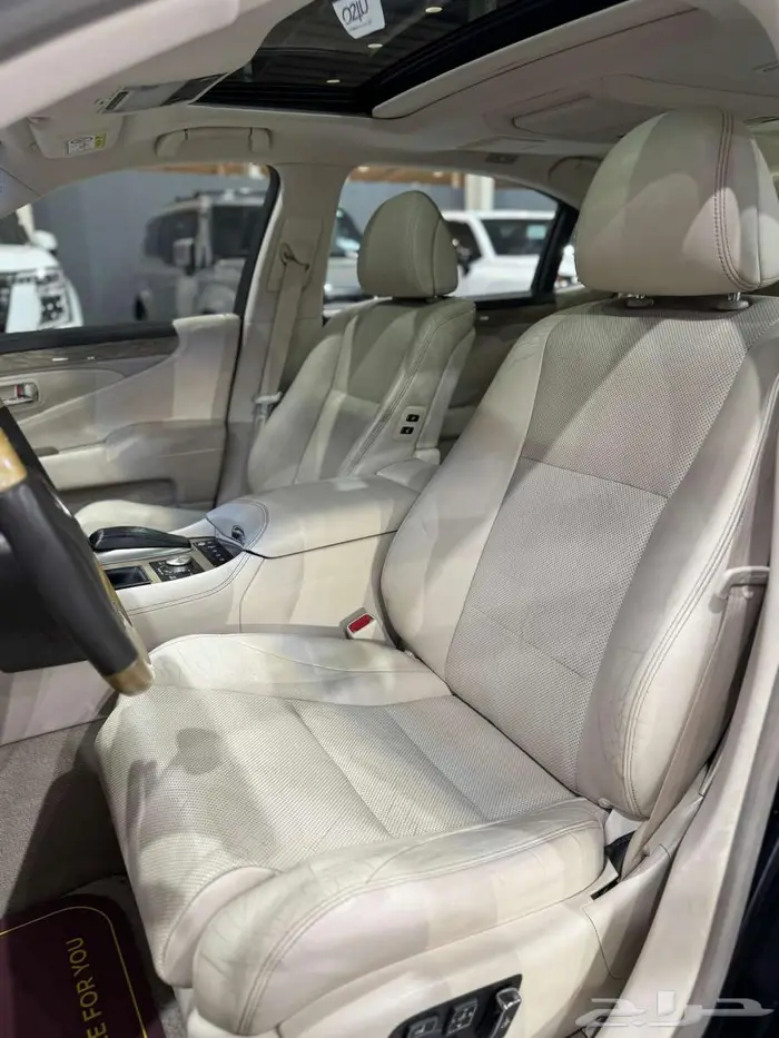 لكزس LS 460L موديل 2015 4