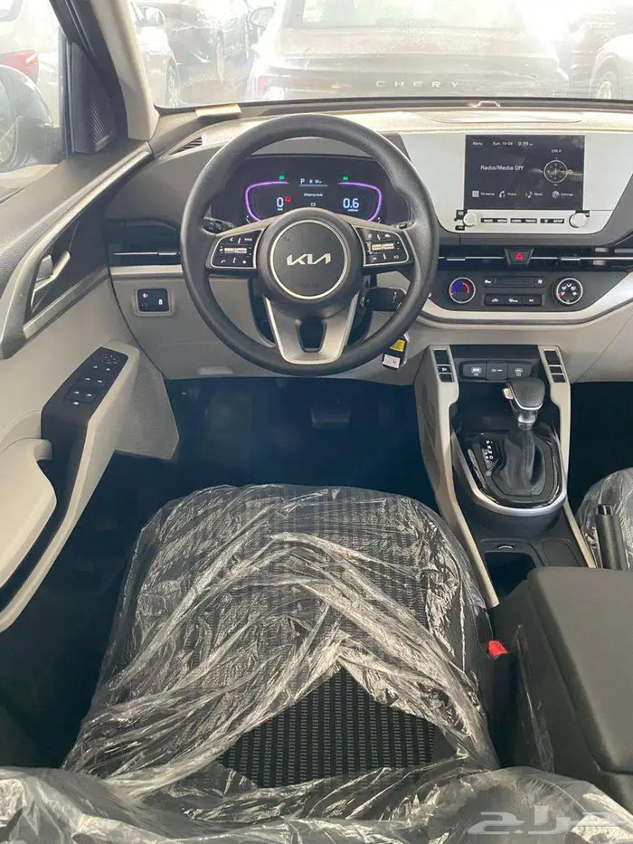 كيا كارنز ستاندر شاشة وكاميرا 2025 كاش وتقسيط 1